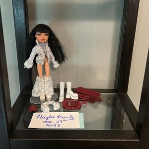 Bratz wintertime wonderland Jade